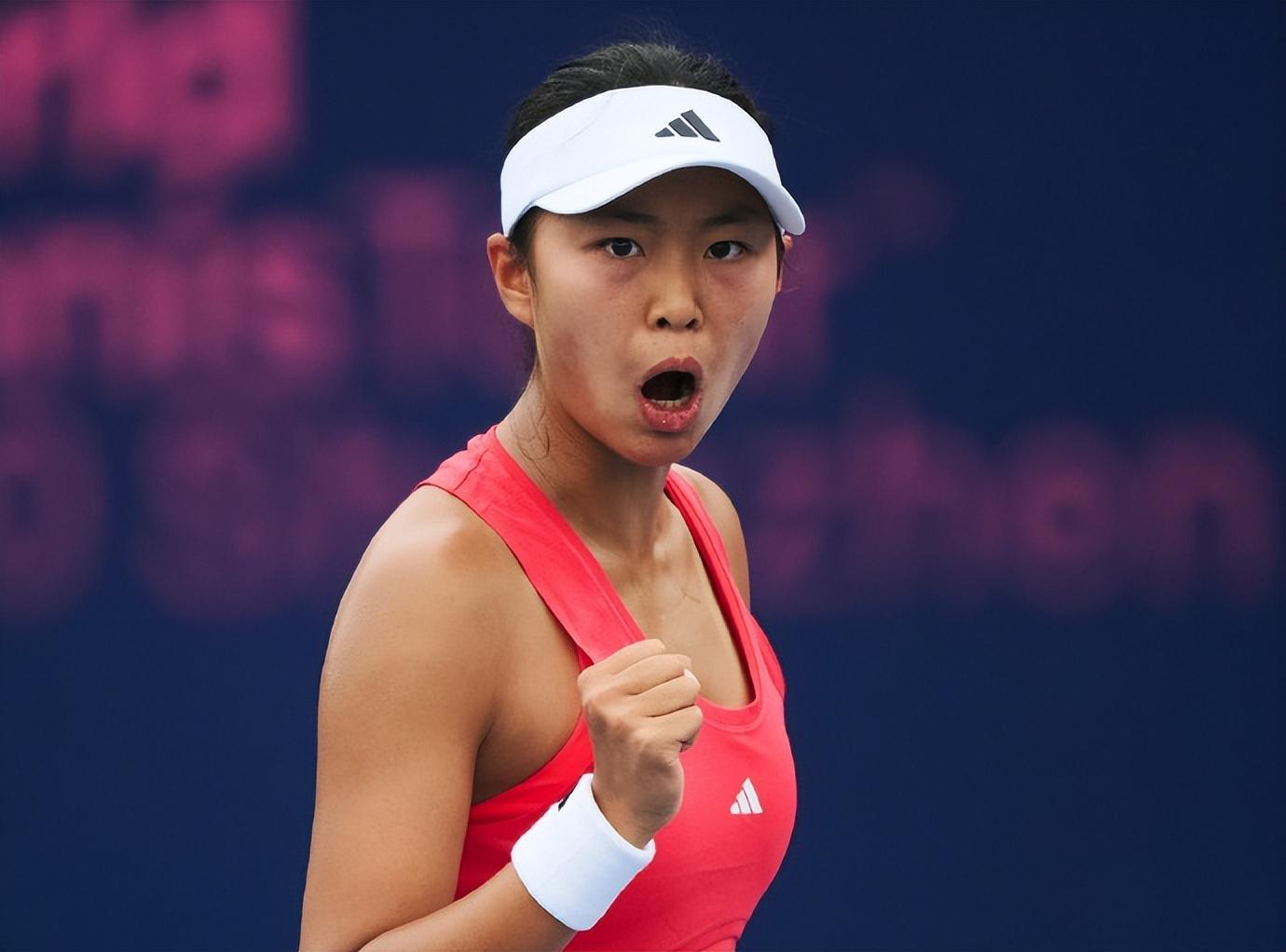 开云体育下载-恭喜!中国女网17岁1米81新星崛起:成人赛连胜看齐郑钦文王欣瑜